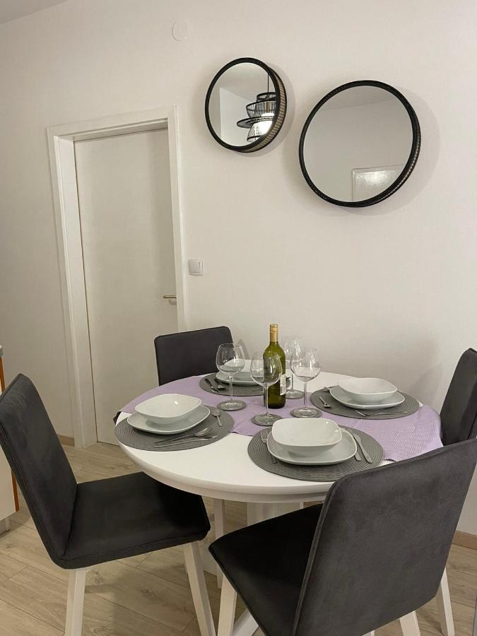 Apartments Lovro 로브란 외부 사진